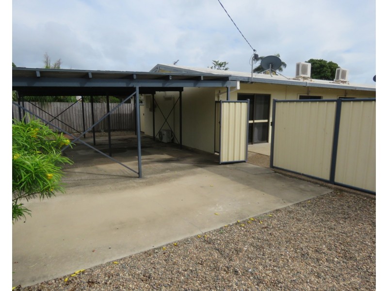 1/20 Marshall Street, Bowen QLD 4805