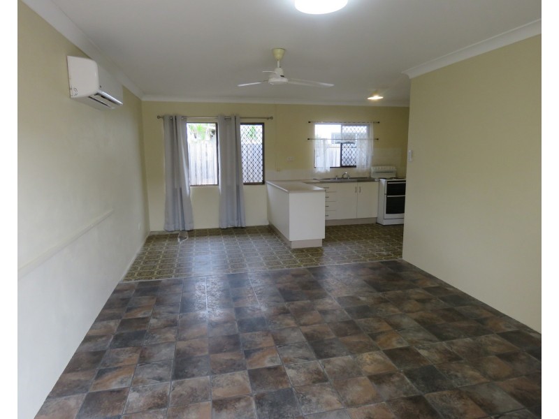 1/20 Marshall Street, Bowen QLD 4805