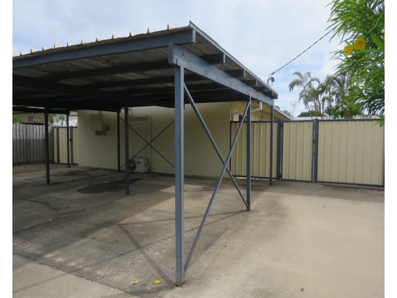 1/20 Marshall Street, Bowen QLD 4805