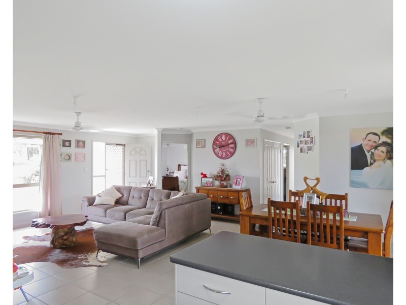 63 Banks Drive, Bowen QLD 4805