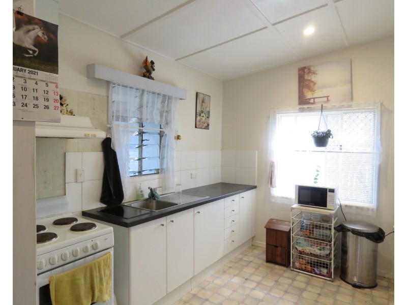 100 Williams Street, Bowen QLD 4805