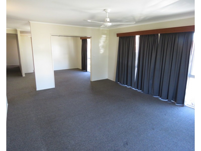 82 Leichhardt Street, Bowen QLD 4805