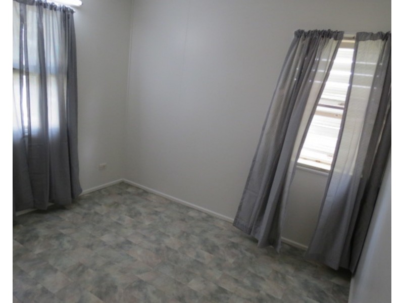 21 Tollington Road, Bowen QLD 4805