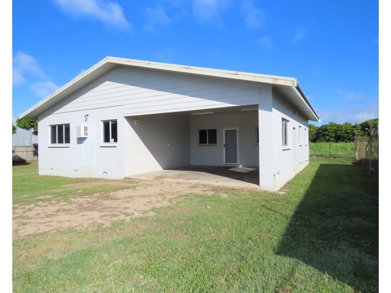 54 Don Street, Bowen QLD 4805