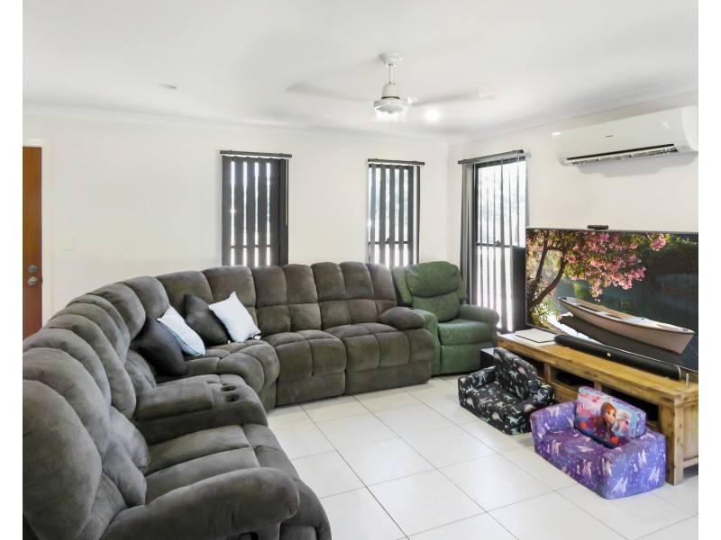 36 Crofton Street, Bowen QLD 4805