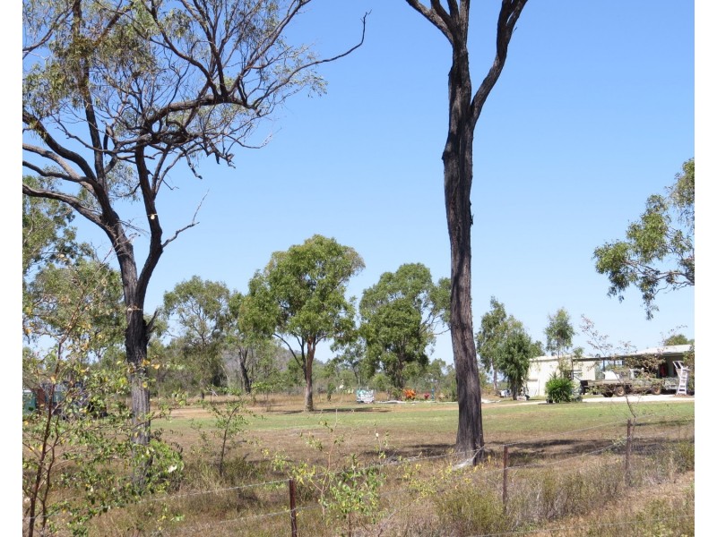 2 Elphinstone Road, Bowen QLD 4805