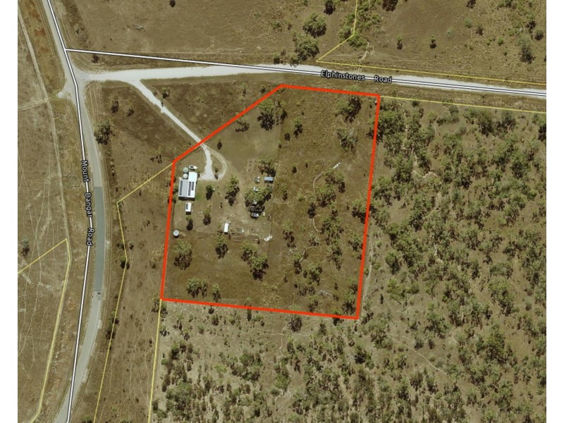 2 Elphinstone Road, Bowen QLD 4805