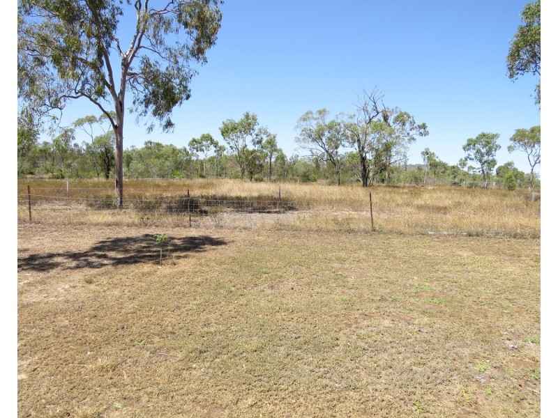 2 Elphinstone Road, Bowen QLD 4805