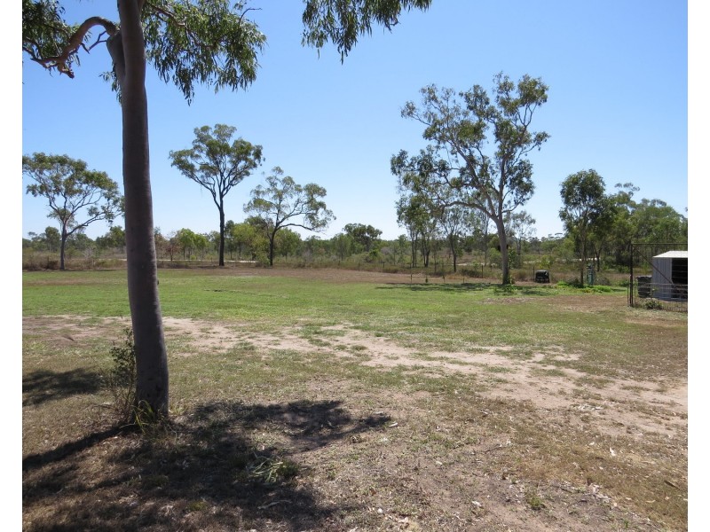 2 Elphinstone Road, Bowen QLD 4805