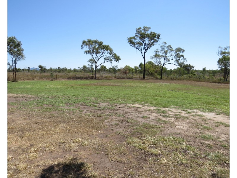 2 Elphinstone Road, Bowen QLD 4805