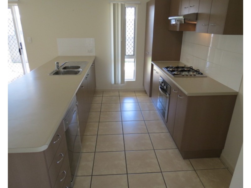29 Sapphire Crescent, Bowen QLD 4805