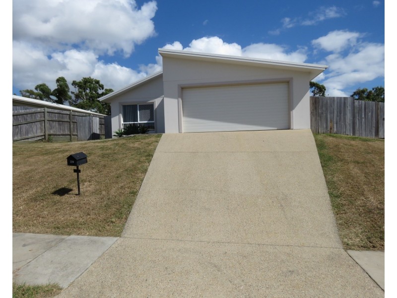 29 Sapphire Crescent, Bowen QLD 4805