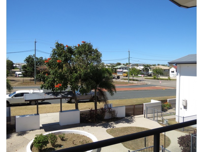 6/74A Powell Street, Bowen QLD 4805