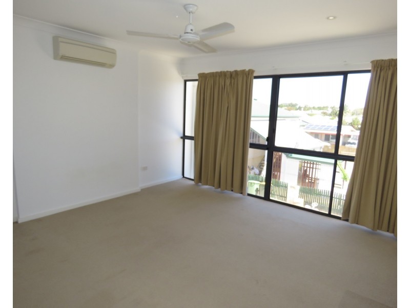 6/74A Powell Street, Bowen QLD 4805