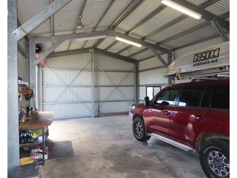 55 Whyte Avenue, Bowen QLD 4805