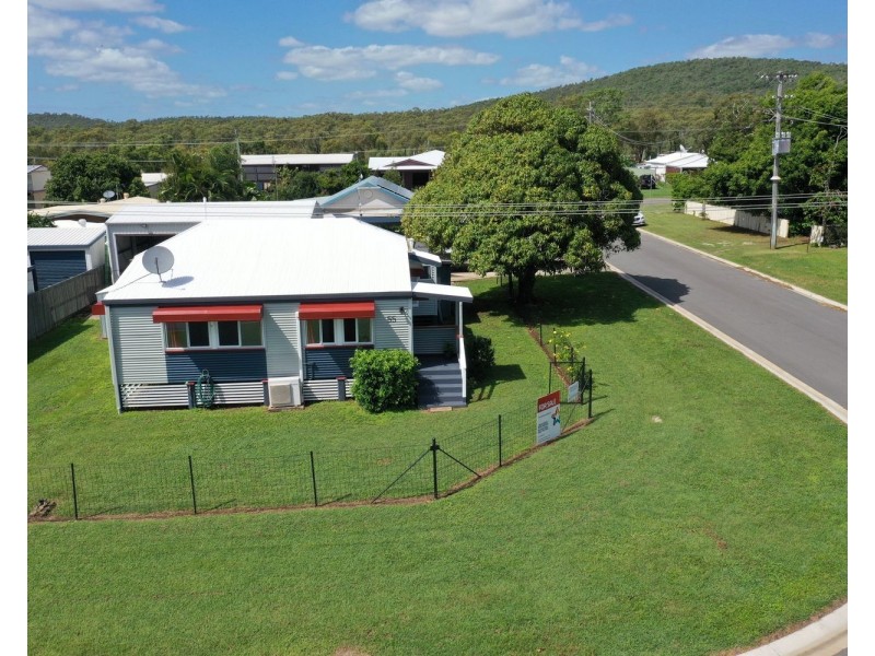 55 Whyte Avenue, Bowen QLD 4805