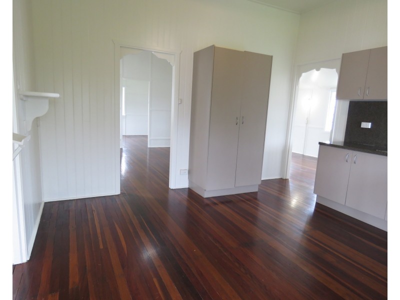 25 Kennedy Street, Bowen QLD 4805