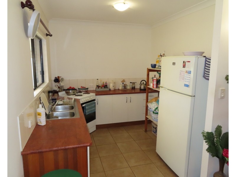 24 Crofton Street, Bowen QLD 4805