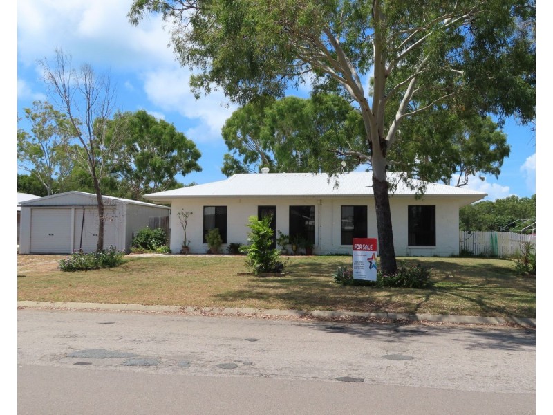 24 Crofton Street, Bowen QLD 4805