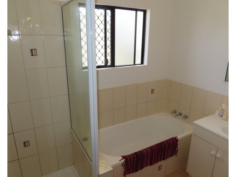 24 Crofton Street, Bowen QLD 4805