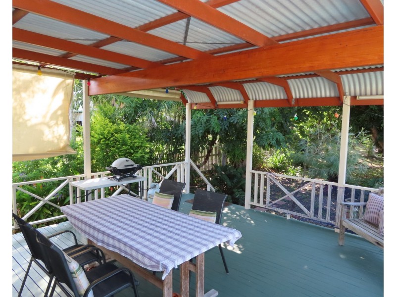 72 Poole Street, Bowen QLD 4805