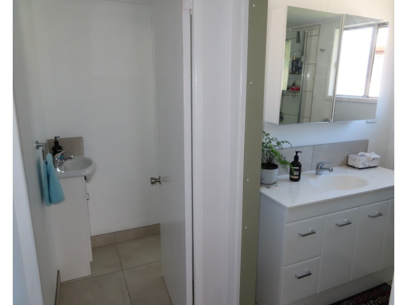 72 Poole Street, Bowen QLD 4805