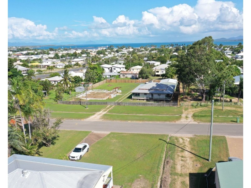 72 Poole Street, Bowen QLD 4805