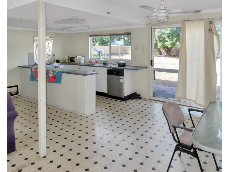 87 Horseshoe Bay Road, Bowen QLD 4805