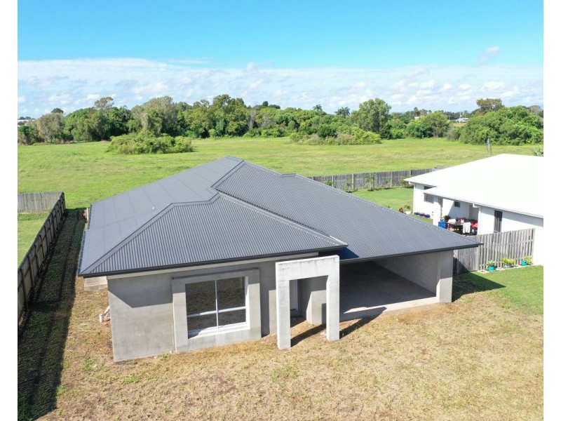 31 Duke Street, Bowen QLD 4805