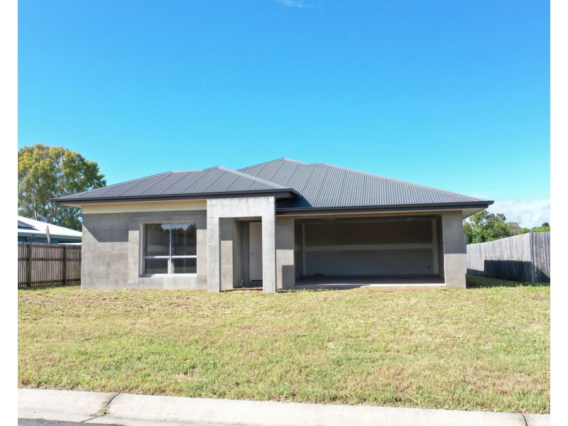 31 Duke Street, Bowen QLD 4805