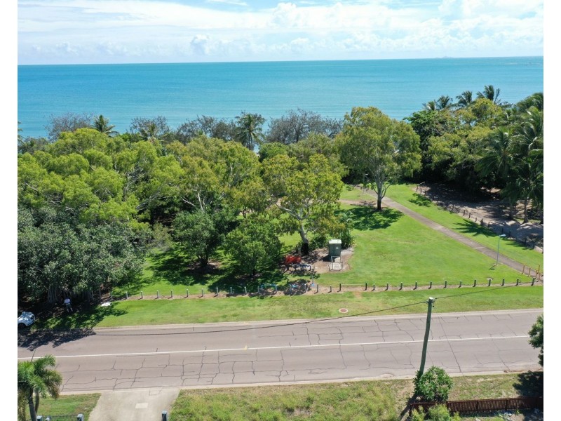 43 Horseshoe Bay Road, Bowen QLD 4805