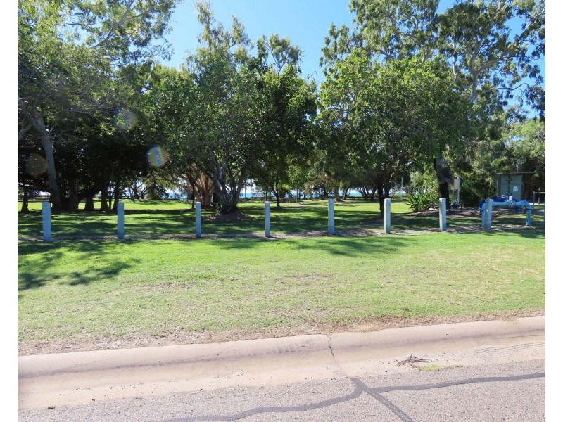 43 Horseshoe Bay Road, Bowen QLD 4805