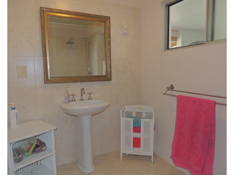 17 Elphinstone Street, Bowen QLD 4805