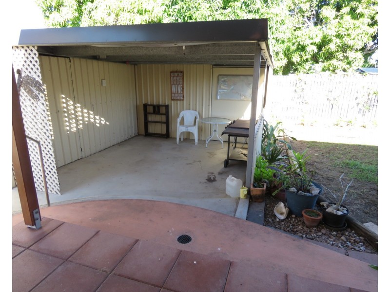 2/7 Leichhardt Street, Bowen QLD 4805