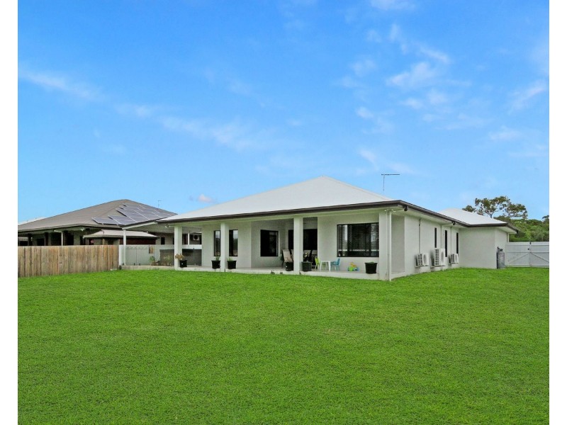 34 Scenic Crescent, Bowen QLD 4805