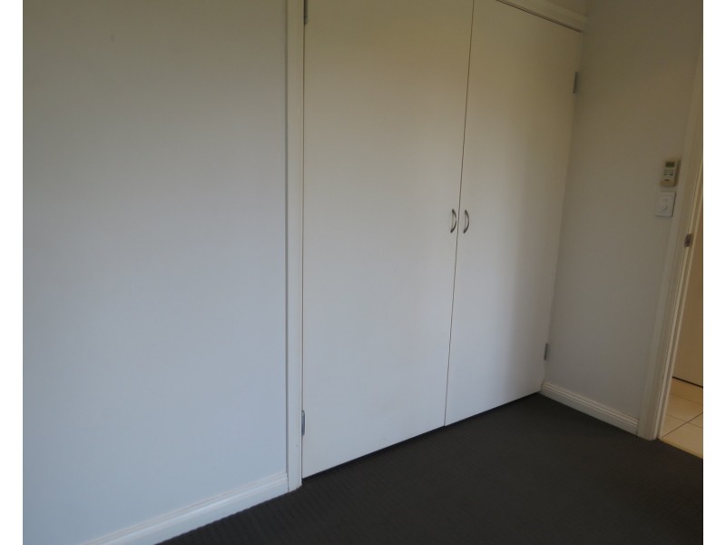 4/13 Queens Road, Bowen QLD 4805