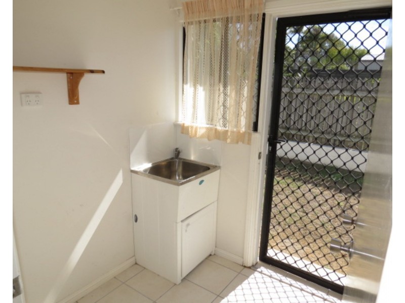 4/13 Queens Road, Bowen QLD 4805