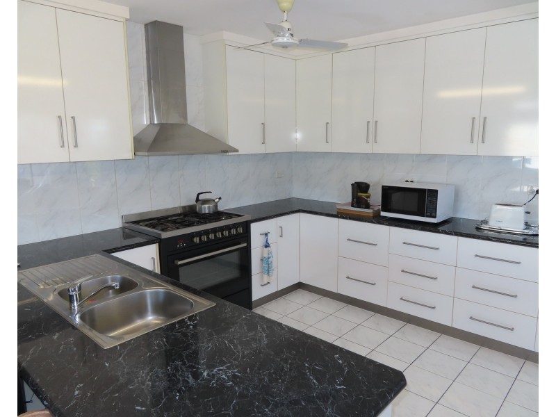 37 Golf Links Road, Bowen QLD 4805