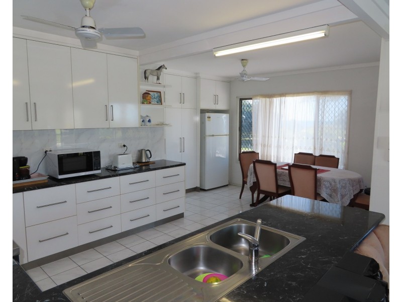 37 Golf Links Road, Bowen QLD 4805