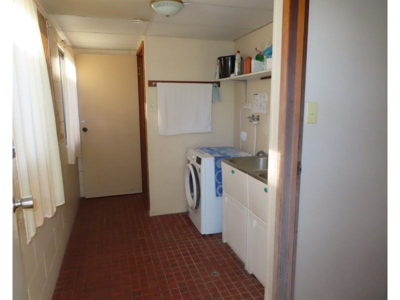 37 Golf Links Road, Bowen QLD 4805