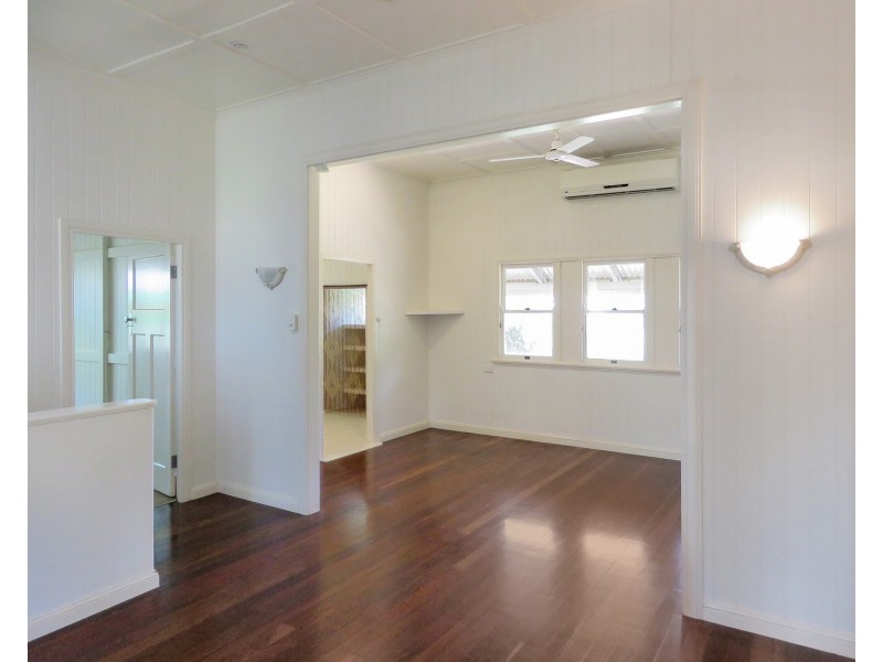 31 Thomas Street, Bowen QLD 4805