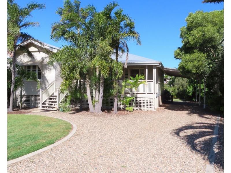 31 Thomas Street, Bowen QLD 4805