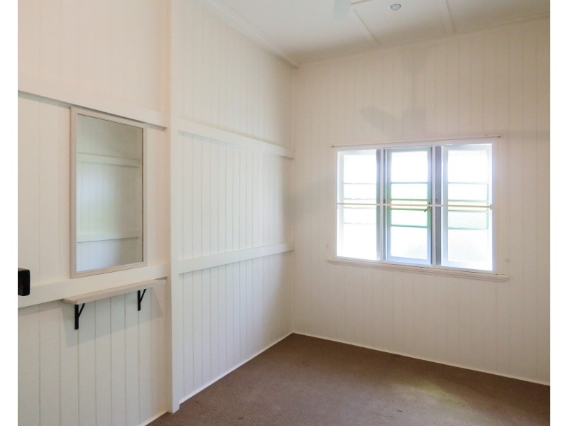 31 Thomas Street, Bowen QLD 4805