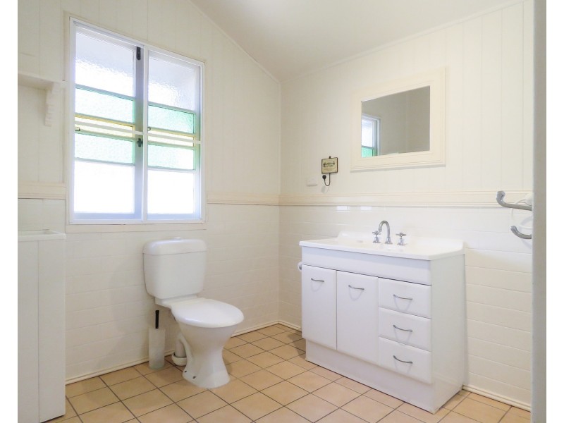 31 Thomas Street, Bowen QLD 4805