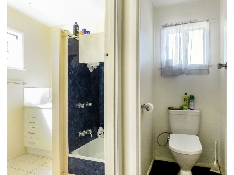 15 Mackenzie Street, Bowen QLD 4805
