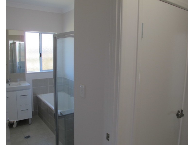 7 Eighth Close, Bowen QLD 4805