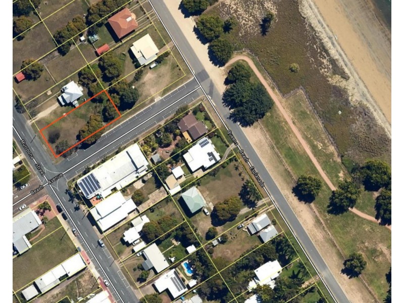 42 Murroona Street, Bowen QLD 4805