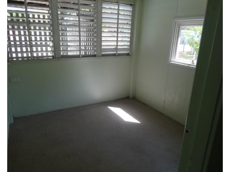 44 Murroona Street, Bowen QLD 4805