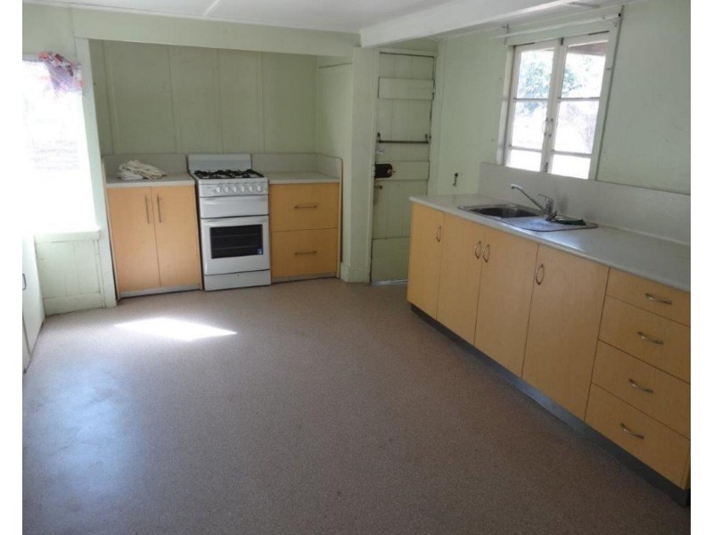 44 Murroona Street, Bowen QLD 4805