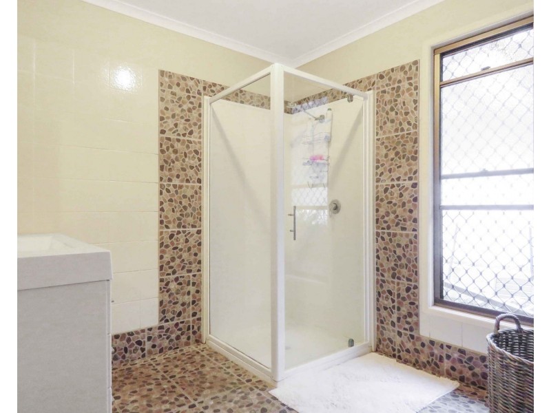 28 Rose Bay Road, Bowen QLD 4805